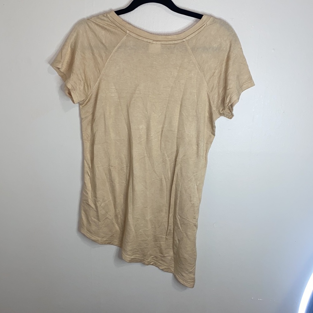 🎱Adorable Tan Comfy Unique top! - Picture 7 of 8